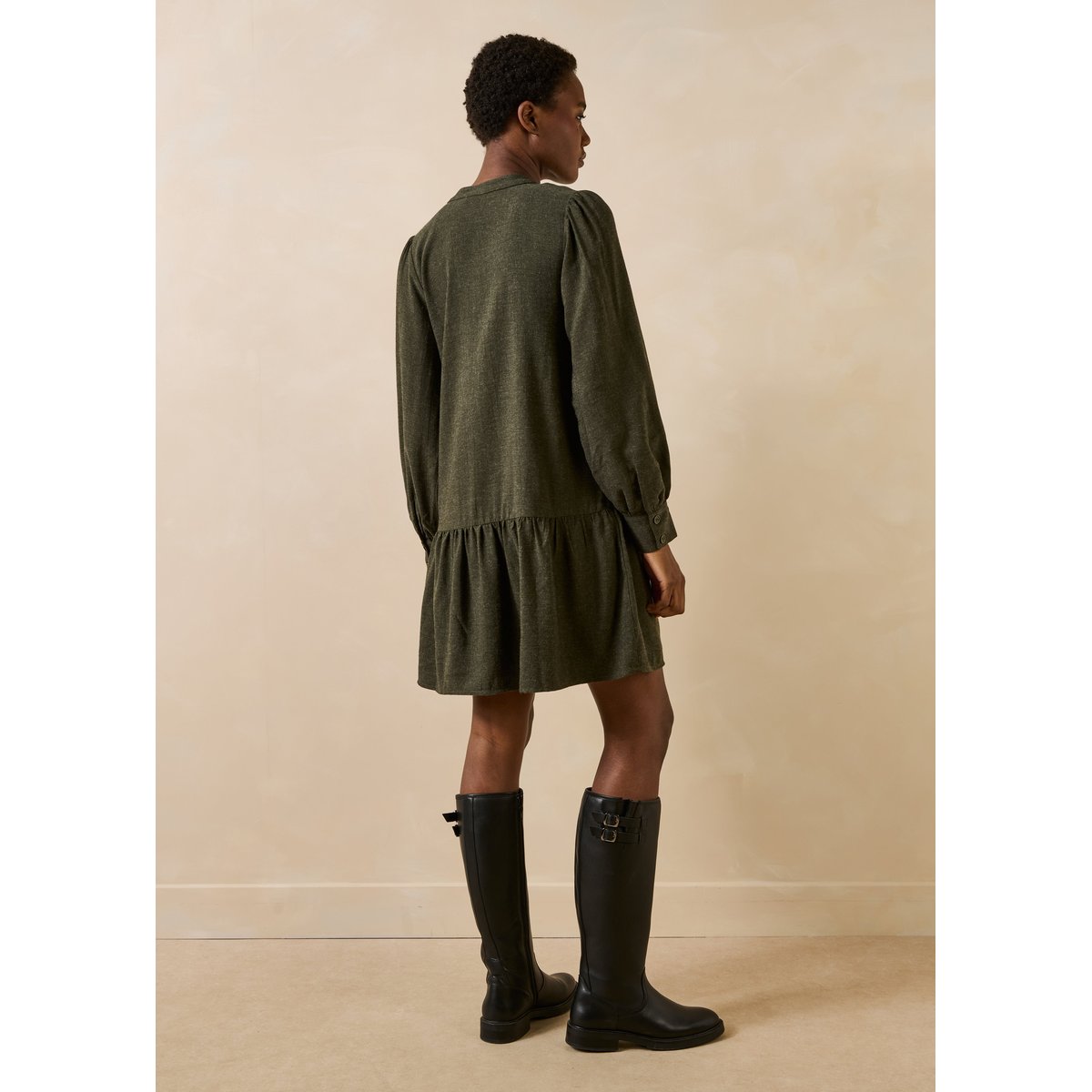Robe courte manches longues en flanelle kaki, LA FEE MARABOUTEE