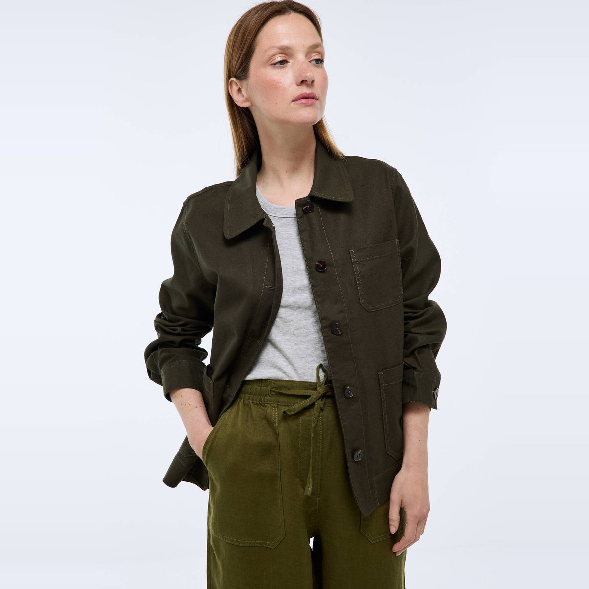 Veste courte contenant du lin militaire, MONOPRIX