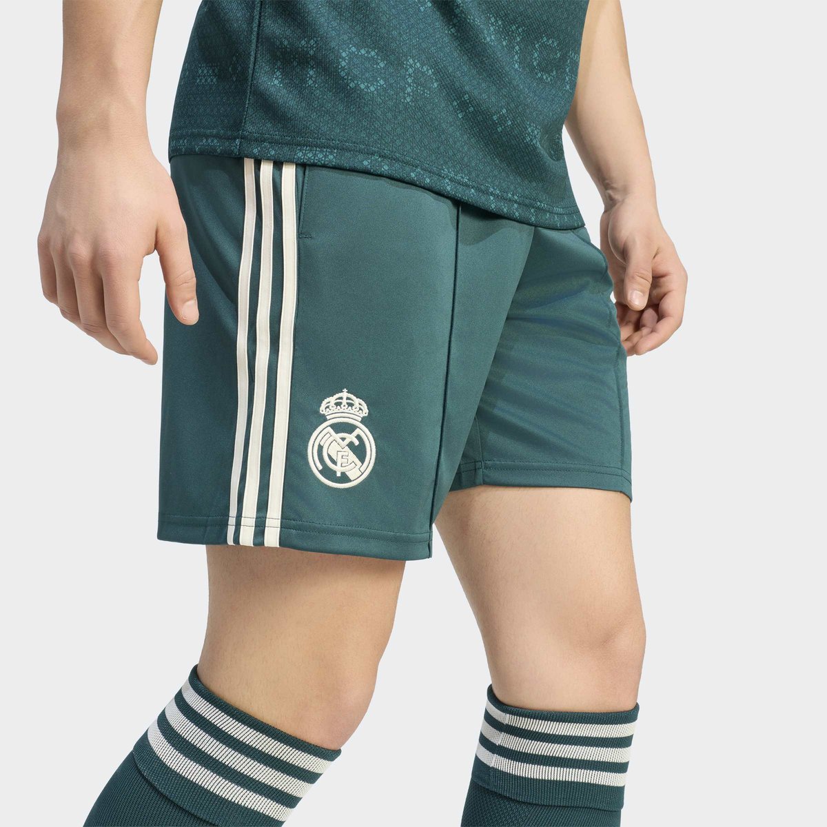 Short Extérieur Real Madrid 26/27 Short Extérieur Real Madrid 26/27 aurora ivy, adidas Performance