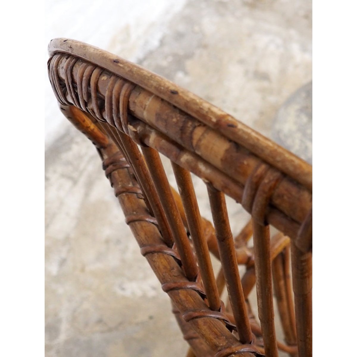 Grand fauteuil en rotin Ernest N°682 - Bon état naturel, DEBONGOUT