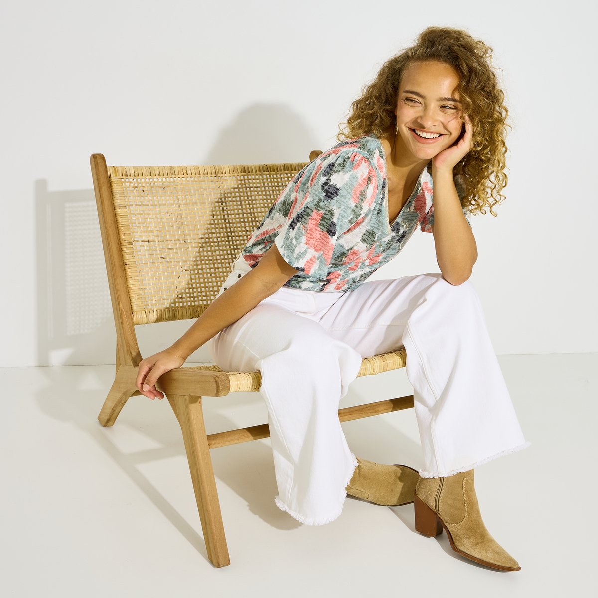 T-shirt col V imprimé abstrait vert kaki, GRAIN DE MALICE