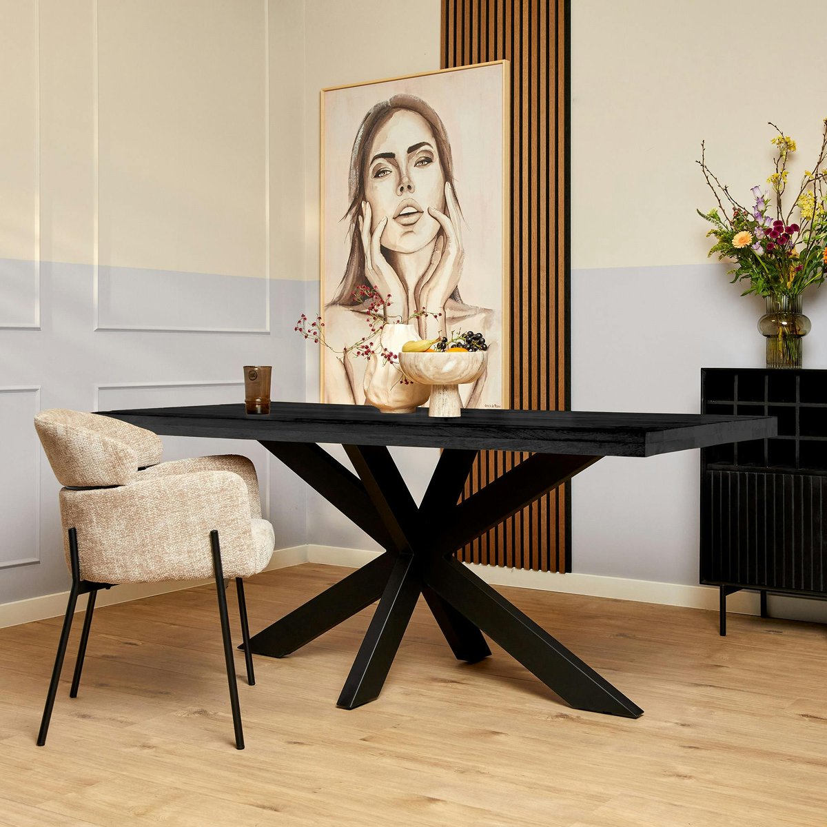 Table à manger 6 places en bois pied central RIVANO noir, PIER IMPORT