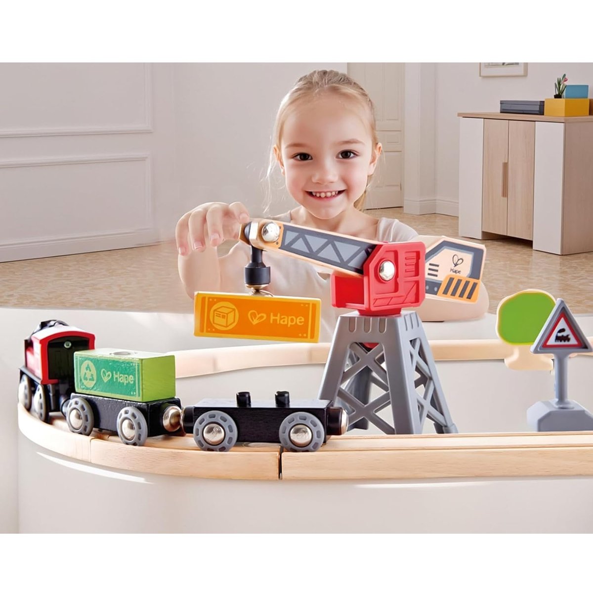Circuit de train de marchandises beige, HAPE TOYS
