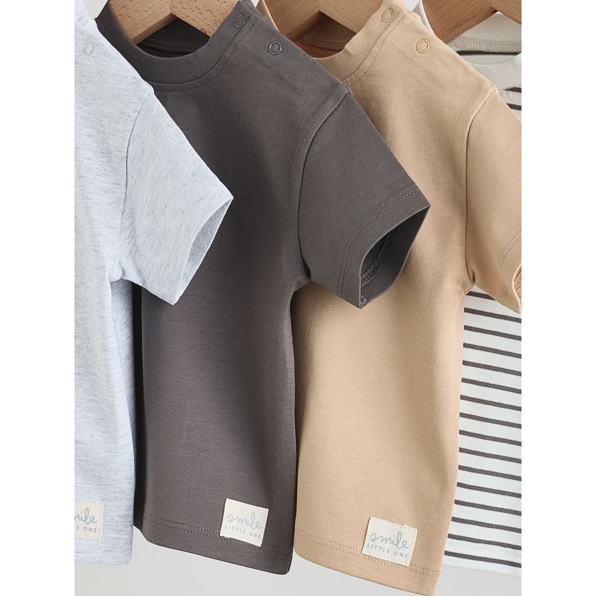 T-shirt bébé à manches courtes, lot de 4 mono/neutre, NEXT