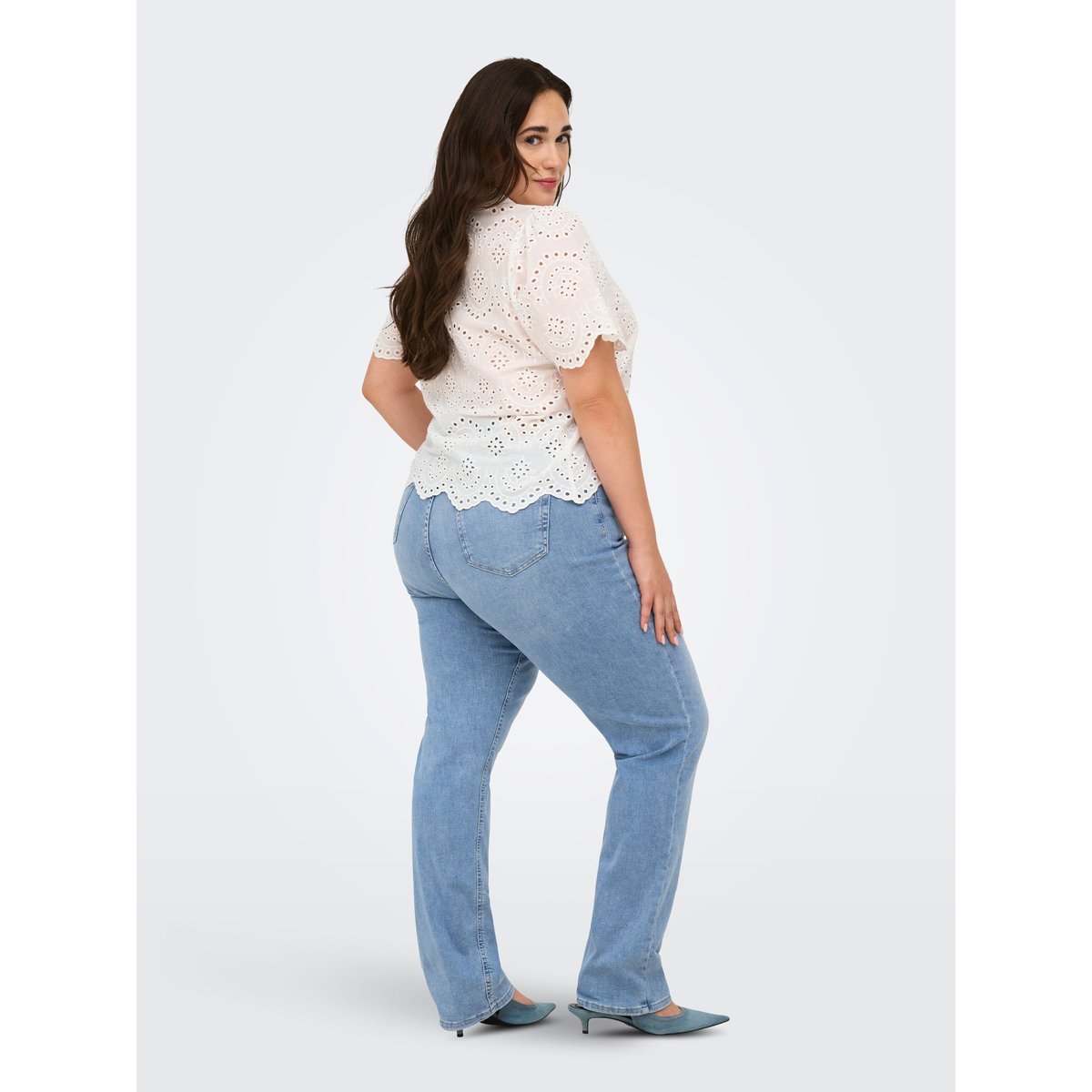Jean Coupe Droite light blue denim, ONLY CARMAKOMA