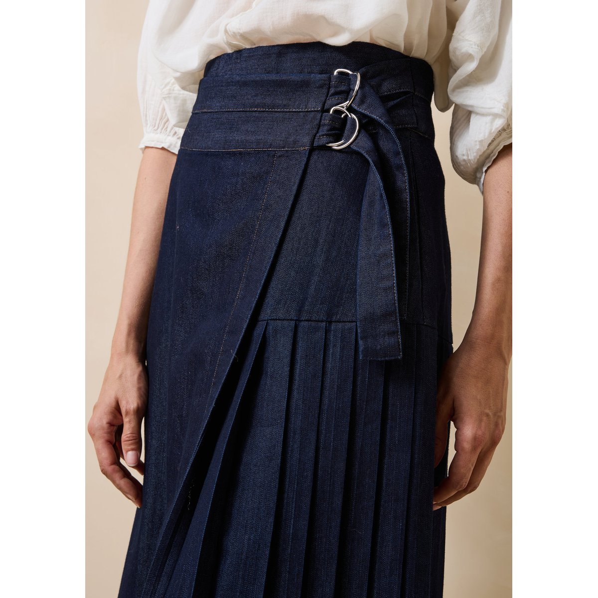 Jupe midi portefeuille en denim brut, LA FEE MARABOUTEE