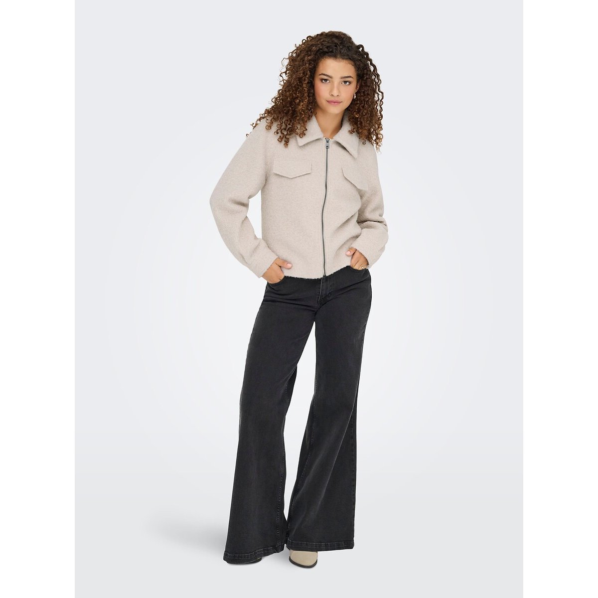 Manteau court zippé col polo beige, ONLY