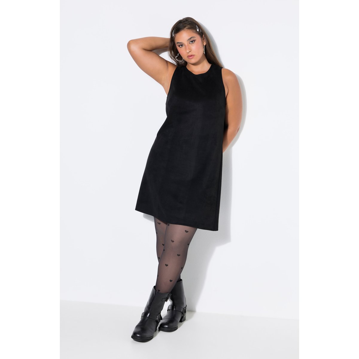 Robe en daim, coupe ample, col rond noir, STUDIO UNTOLD