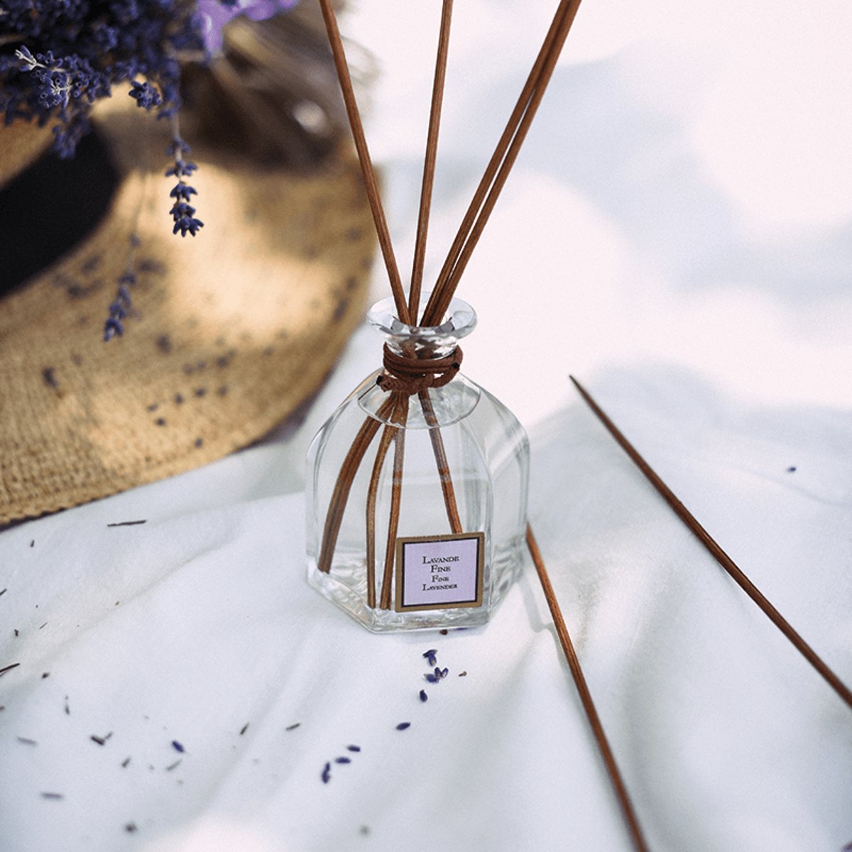 Diffuseur de parfum LAVANDE FINE blanc, COLLINES DE PROVENCE