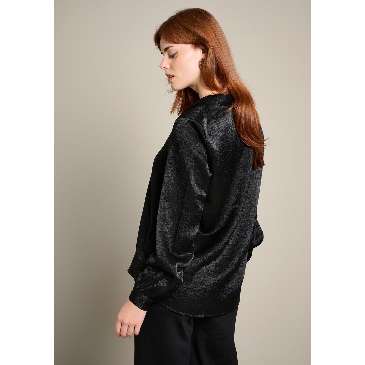 Blouse satinée fluide noir, LOLALIZA