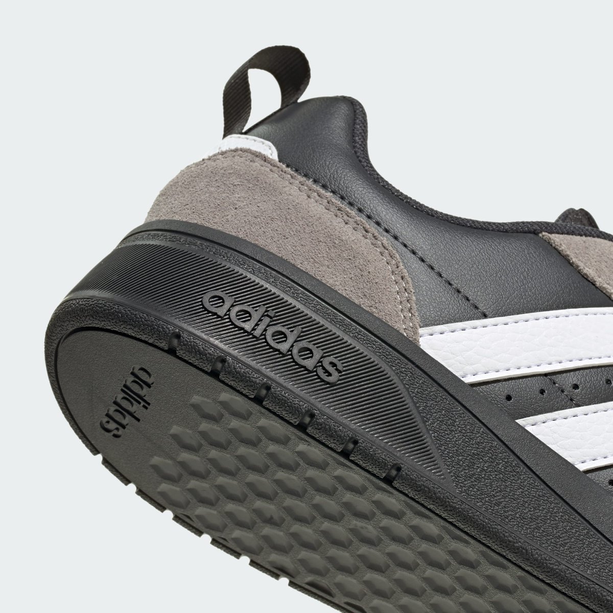 Chaussure Courtwave Chaussure Courtwave carbon / cloud white / mgh solid grey, ADIDAS SPORTSWEAR