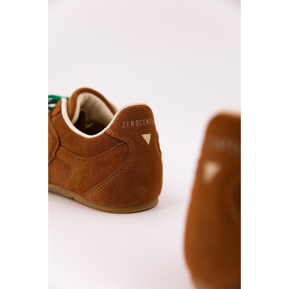 Baskets en cuir suédé COSMO camel, ZERO 105
