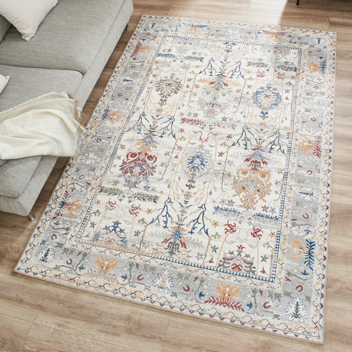 Tapis vintage RADOM crème, NAZAR RUGS
