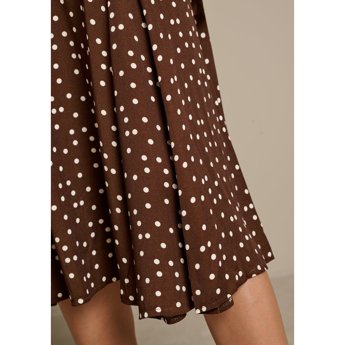 Jupe midi à pois brun fonce chocolate, LOLALIZA