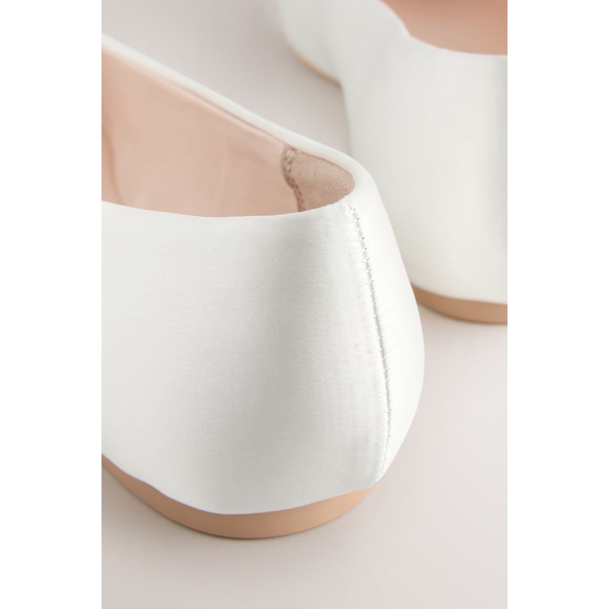 Ballerines de mariée avec nœud et bout rond ivoire, NEXT