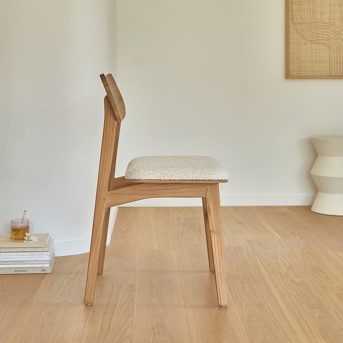 Chaise en teck massif et bouclette  ADELE ecru, BERAH GETAH