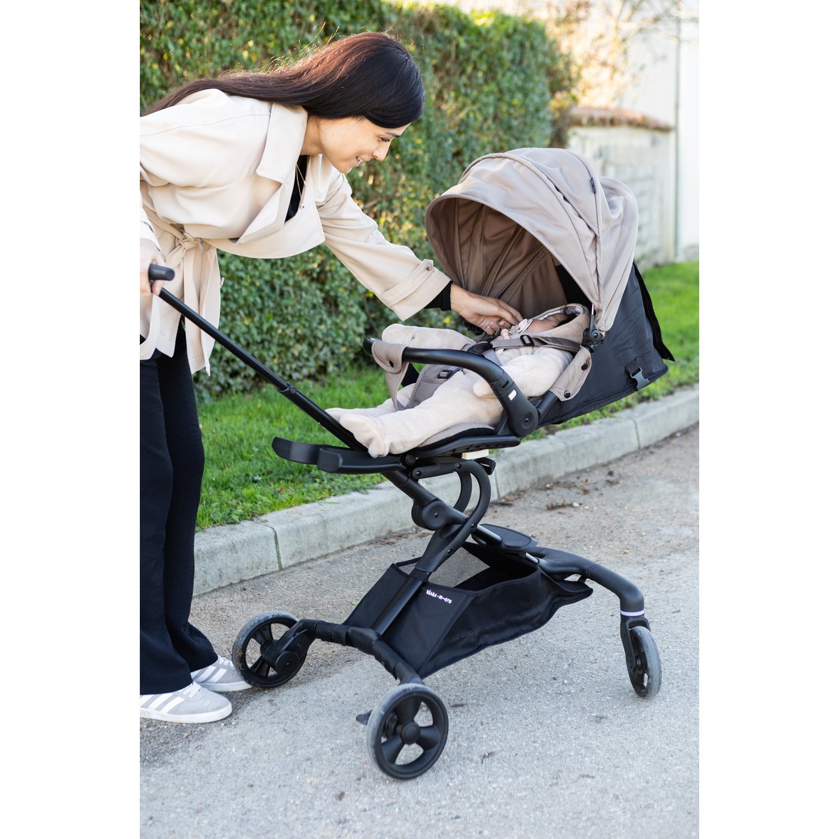 Poussette siège rotatif 360° BABY CRUISER praliné, BEABA