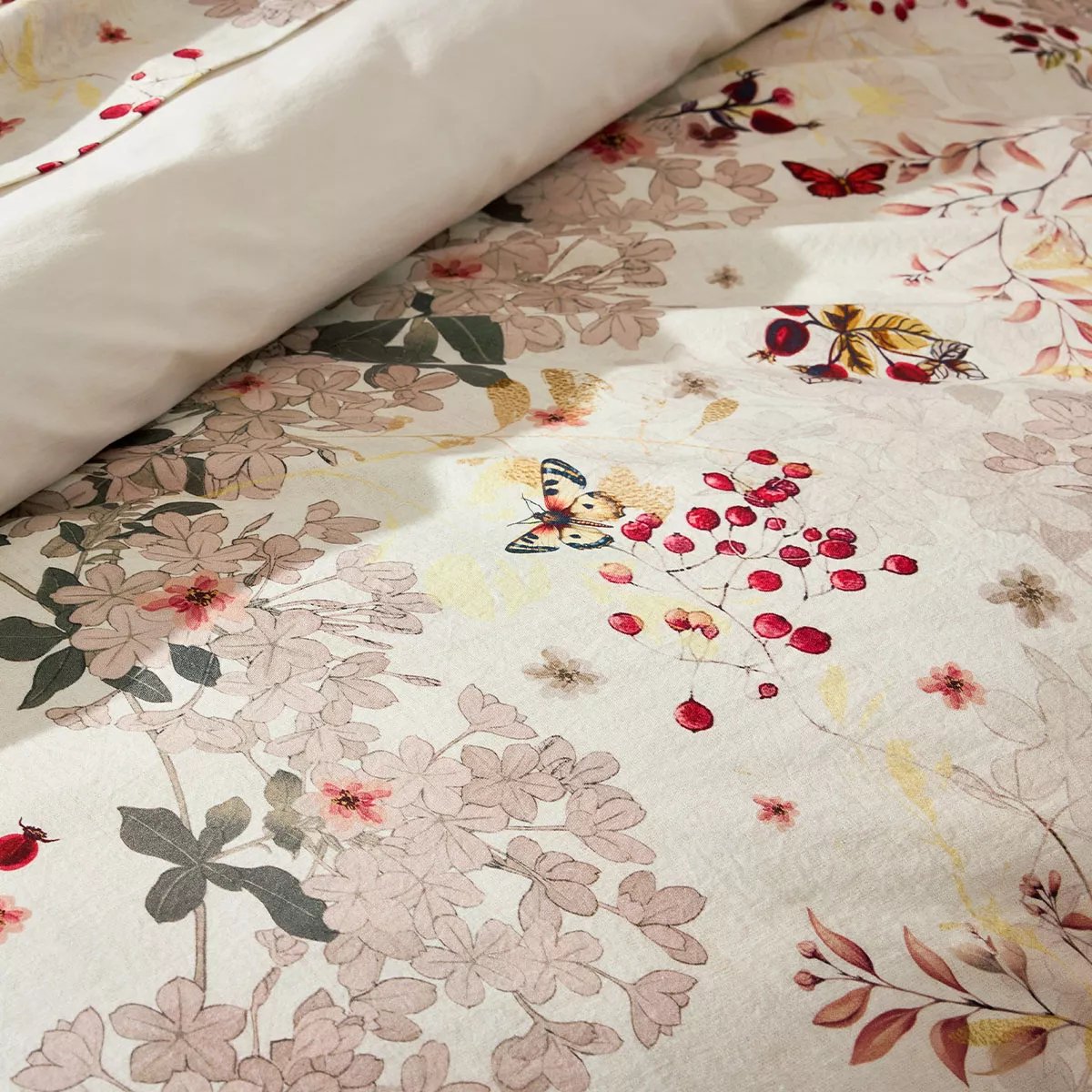 Lot h.couette +taies percale de coton lavé VINTAGE FLOWERS cranberry, GARNIER THIEBAUT