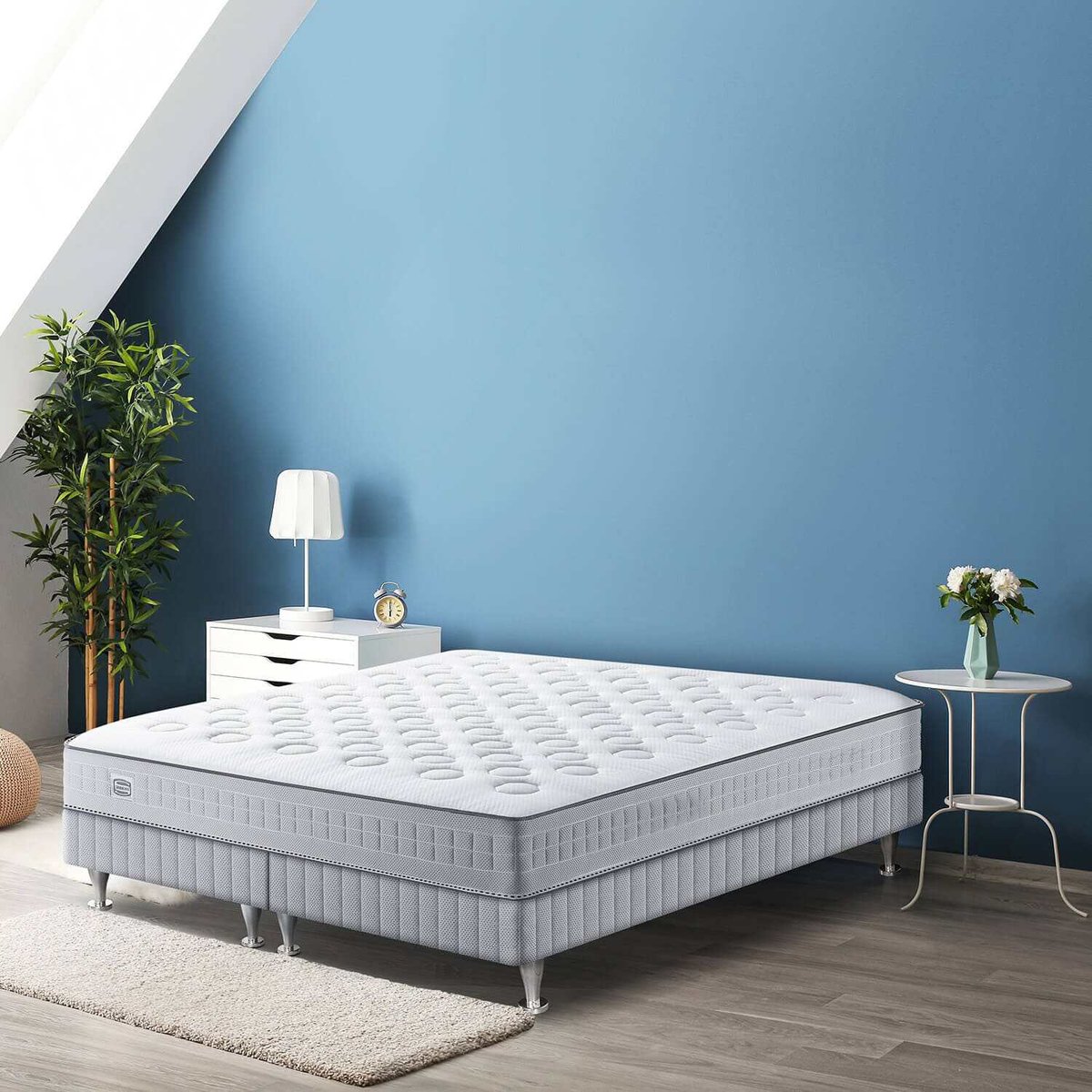 Ens INITIAL 160x200 matelas H23 ressort ensachés, ferme, 2 sommiers blanc, SIMMONS