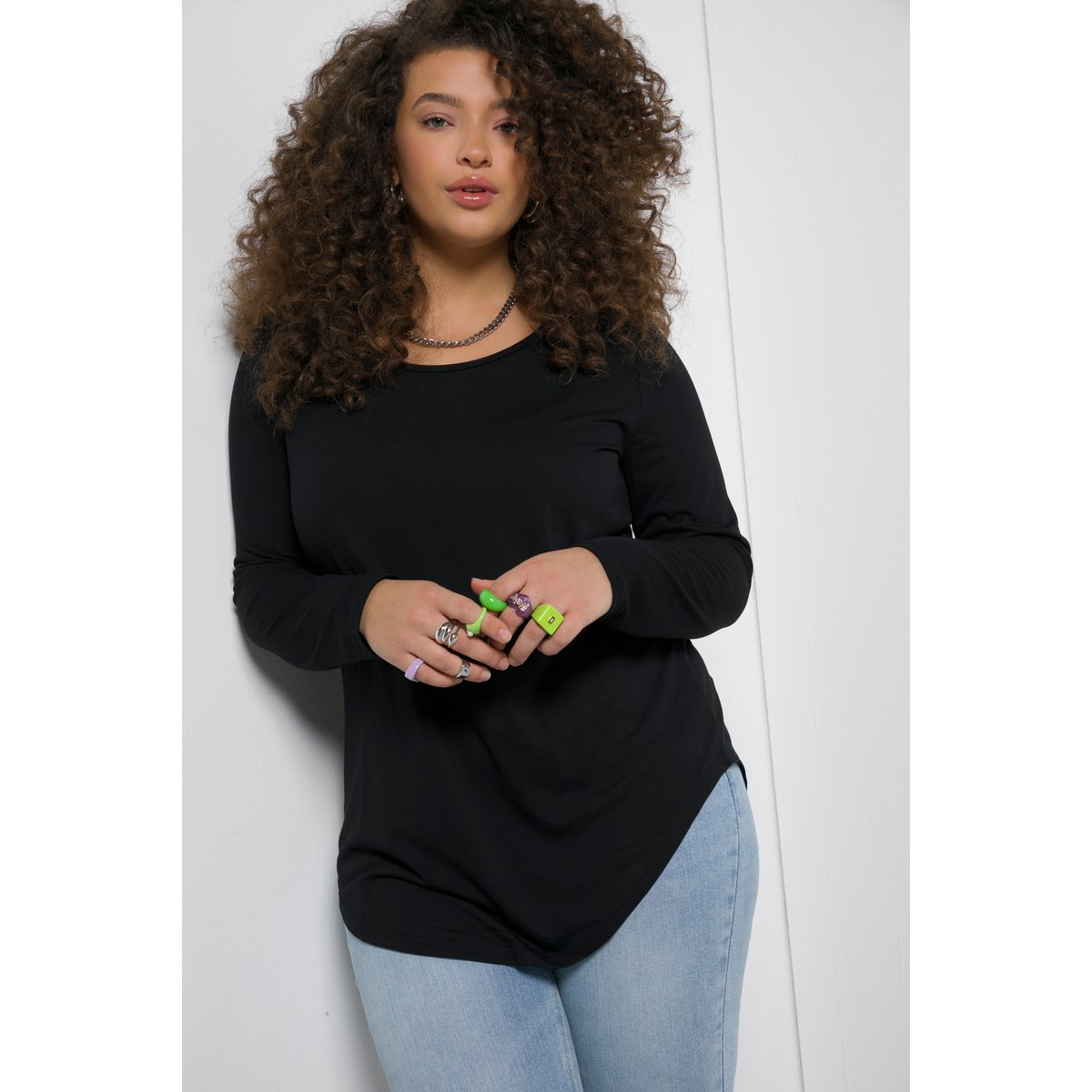 T-shirt, jersey fin, dos plus long noir, STUDIO UNTOLD