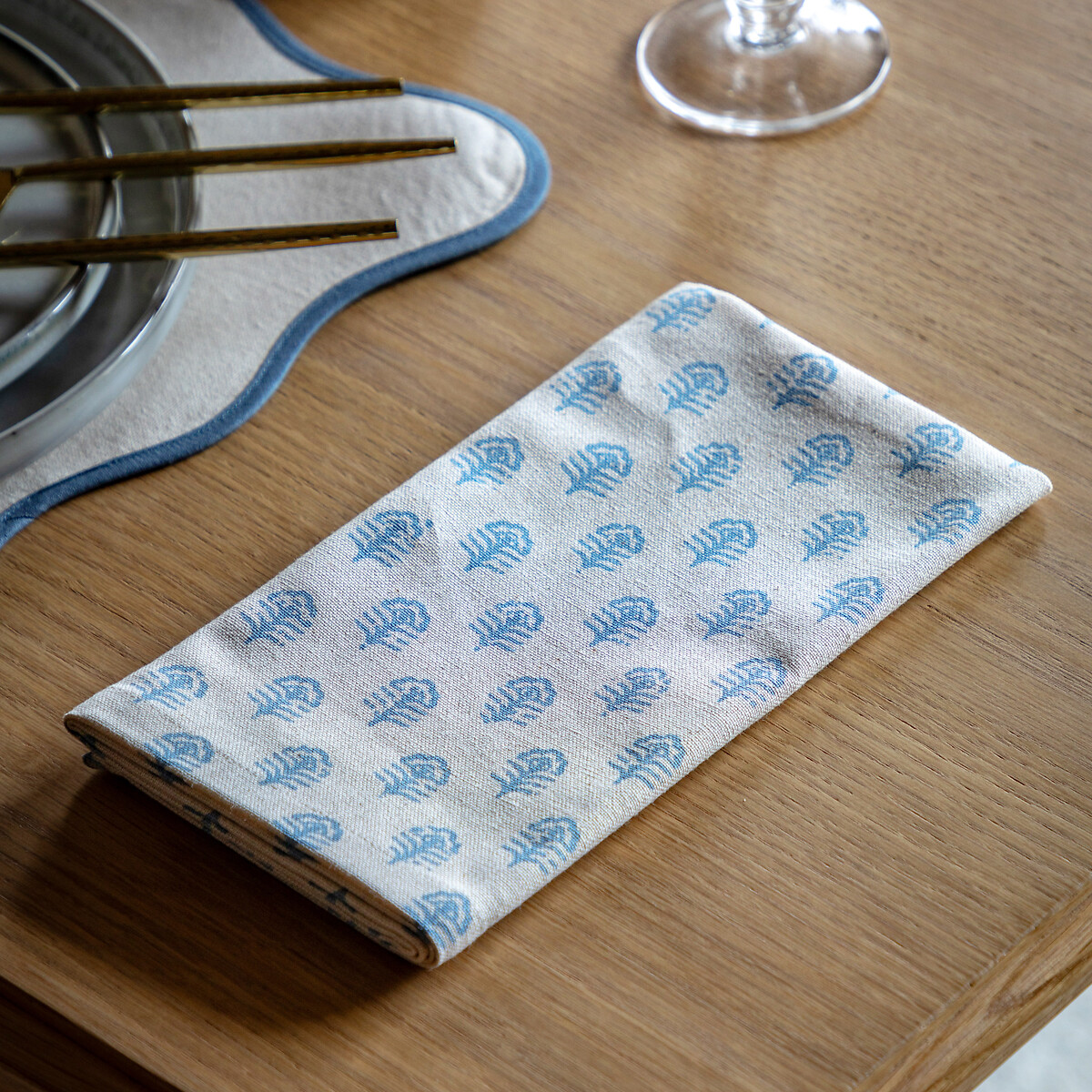 Set of 4 Flora Floral Stamp Napkins blue, ÉDITÉ