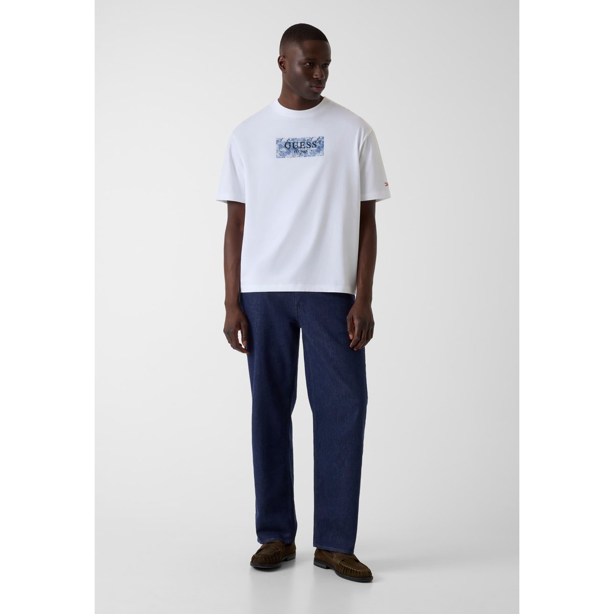T-Shirt Avec Logo Brodé blanc, GUESS