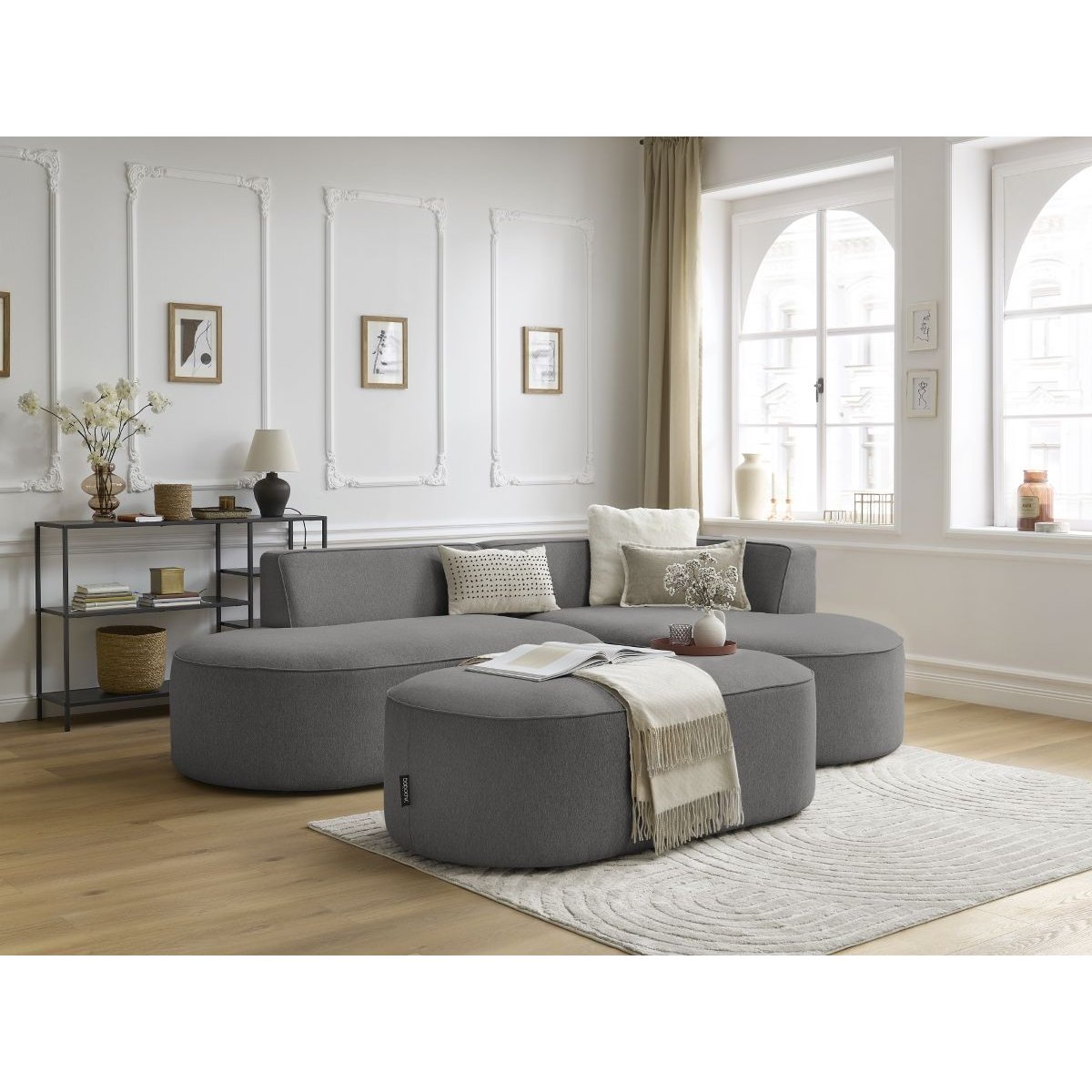 Canapé d'angle fixe 5 places en tissu chiné avec pouf, ROUSSEAU gris foncé, BOBOCHIC