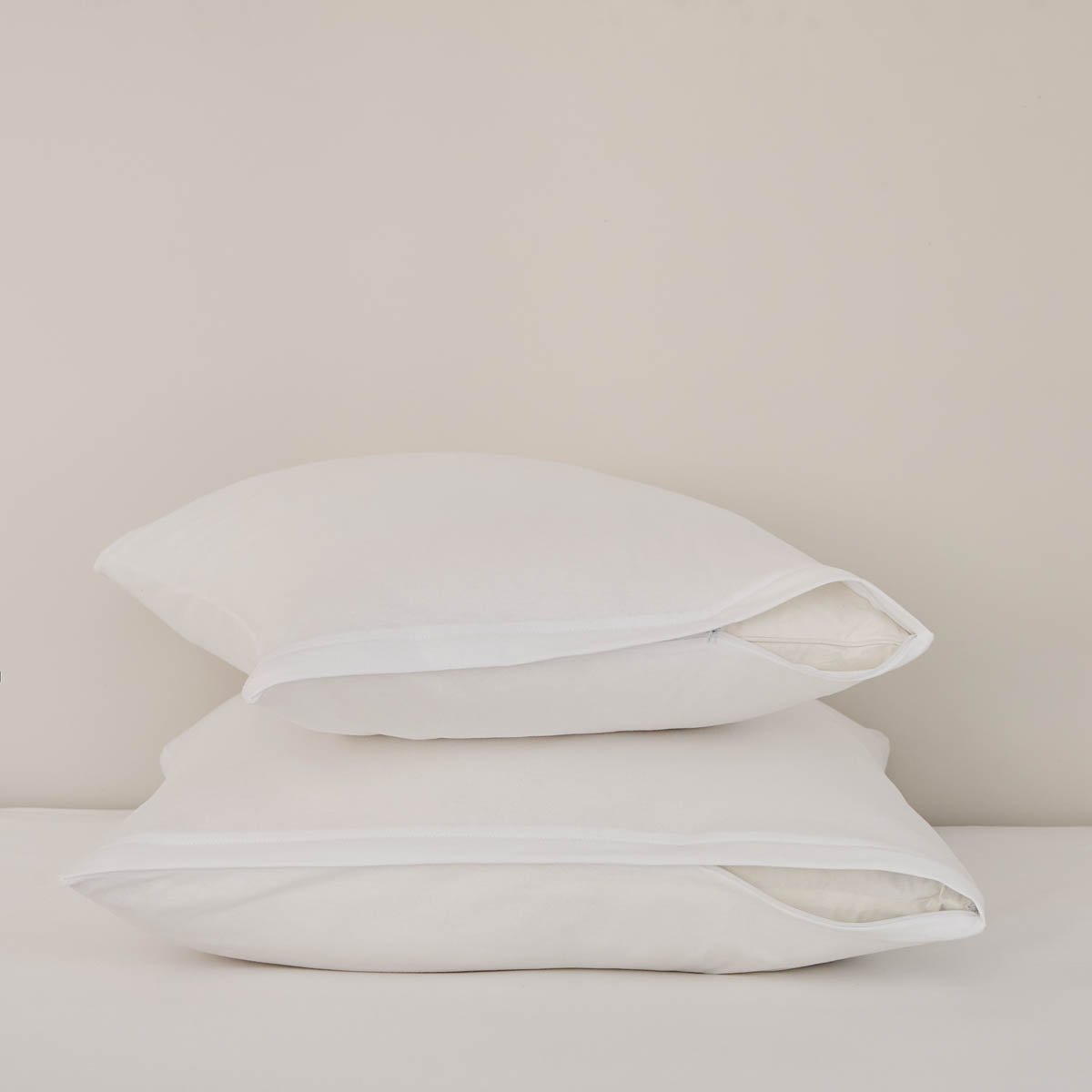 Lot de 2 protège oreillers Jersey de coton blanc, DUNLOPILLO