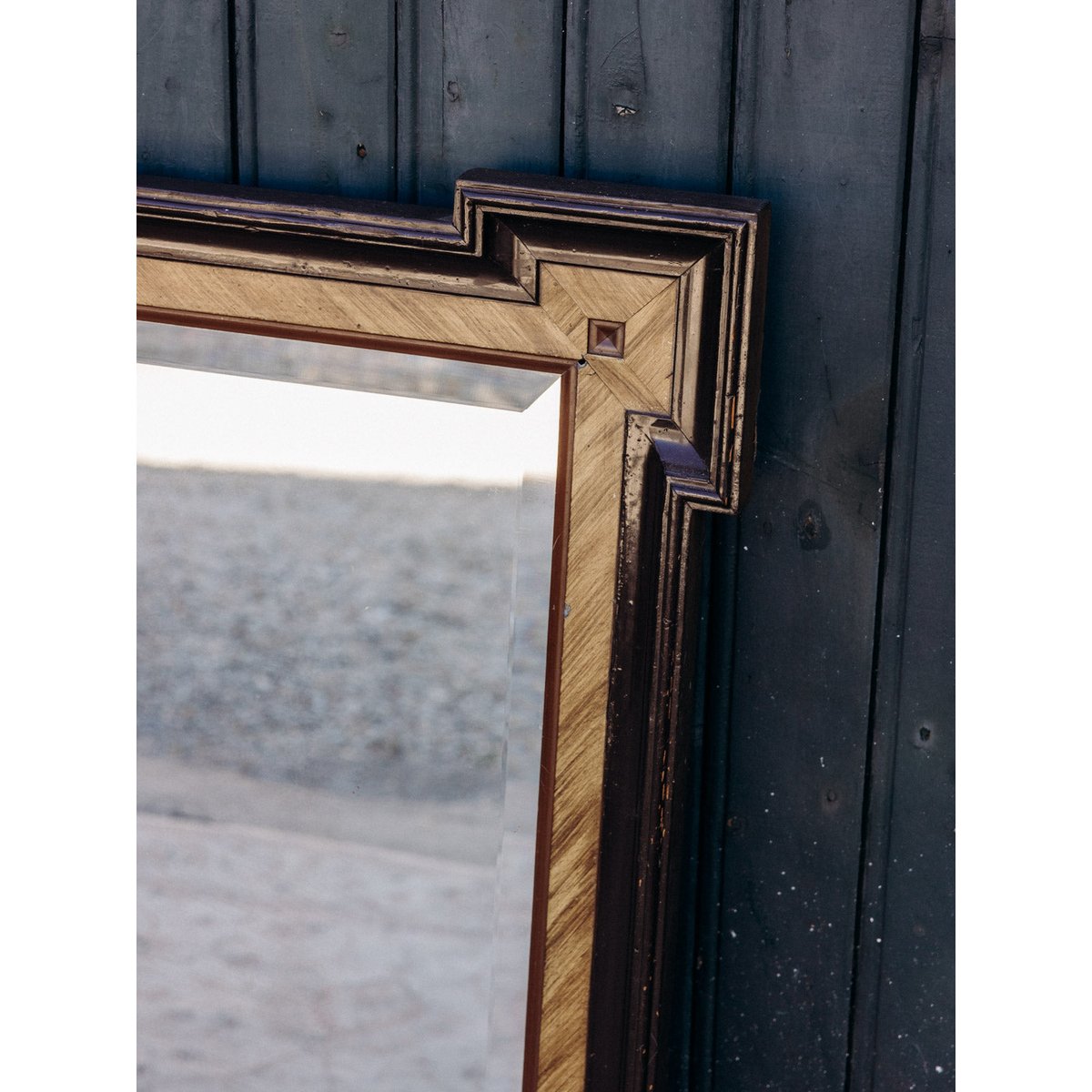 Miroir au cadre en bois sculpté Igor N°1127 - Bon état bois clair, DEBONGOUT