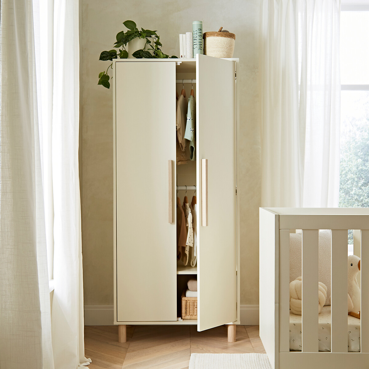 Harper Nursery Wardrobe cream, CUDDLECO