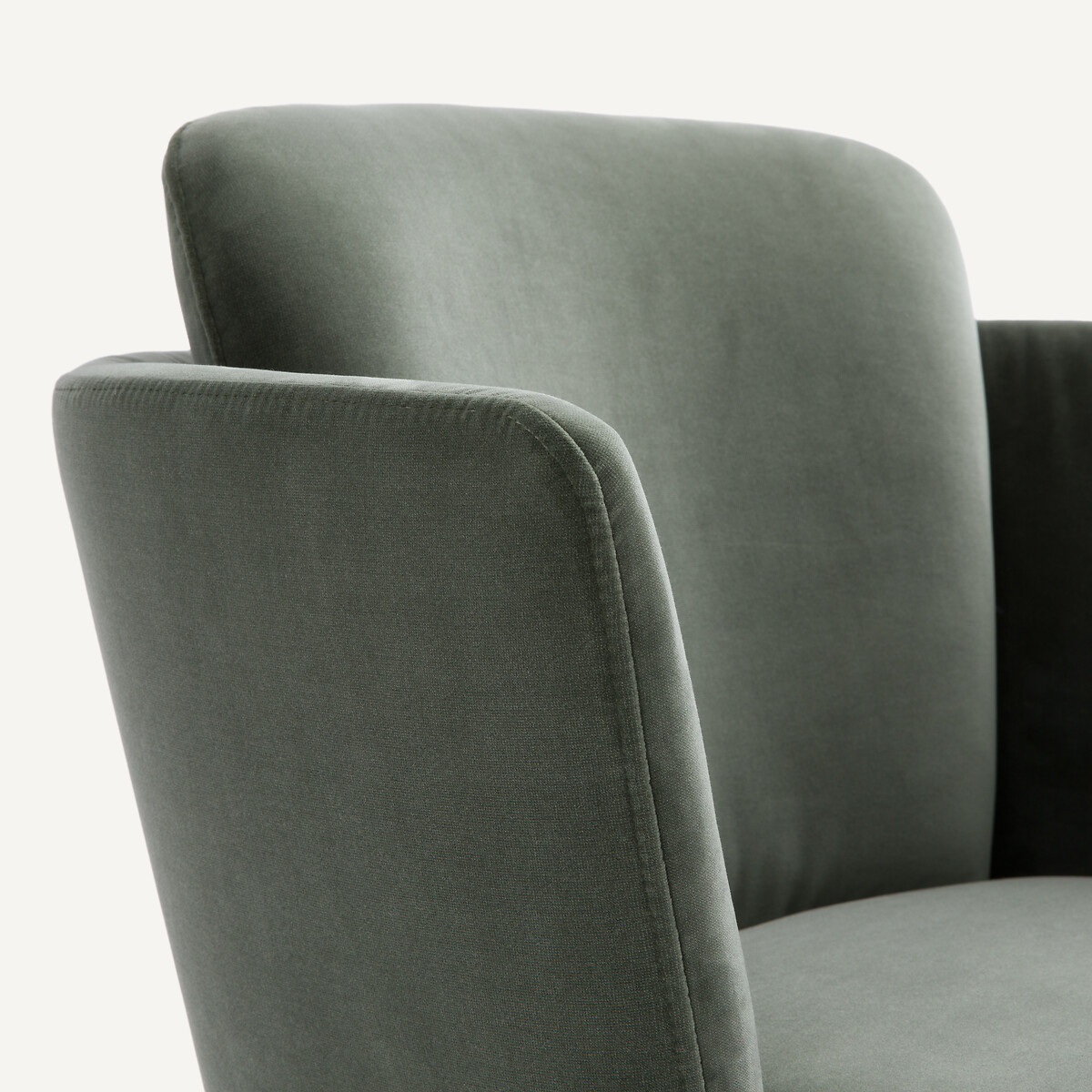 Fauteuil de table velours et pieds en noyer Jabote vert sauge, AM.PM