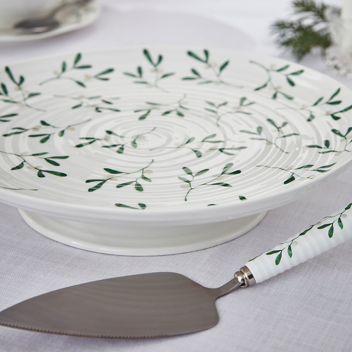 Mistletoe Footed Cake Stand white, SOPHIE CONRAN FOR PORTMEIRION