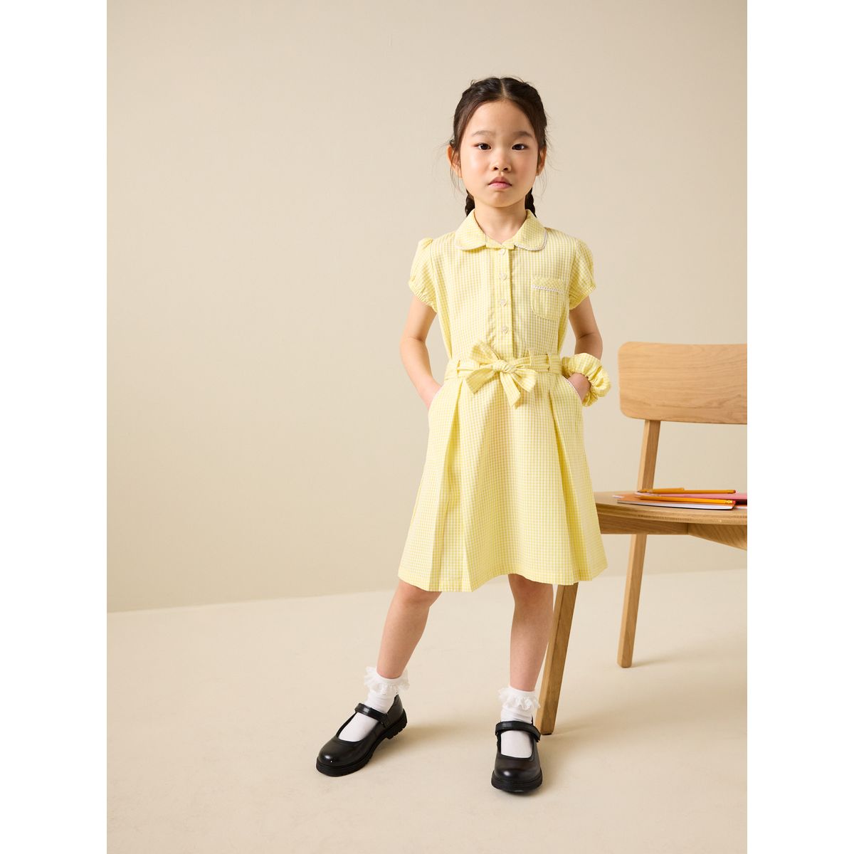 Robe en coton avec ceinture et chouchou jaune, NEXT