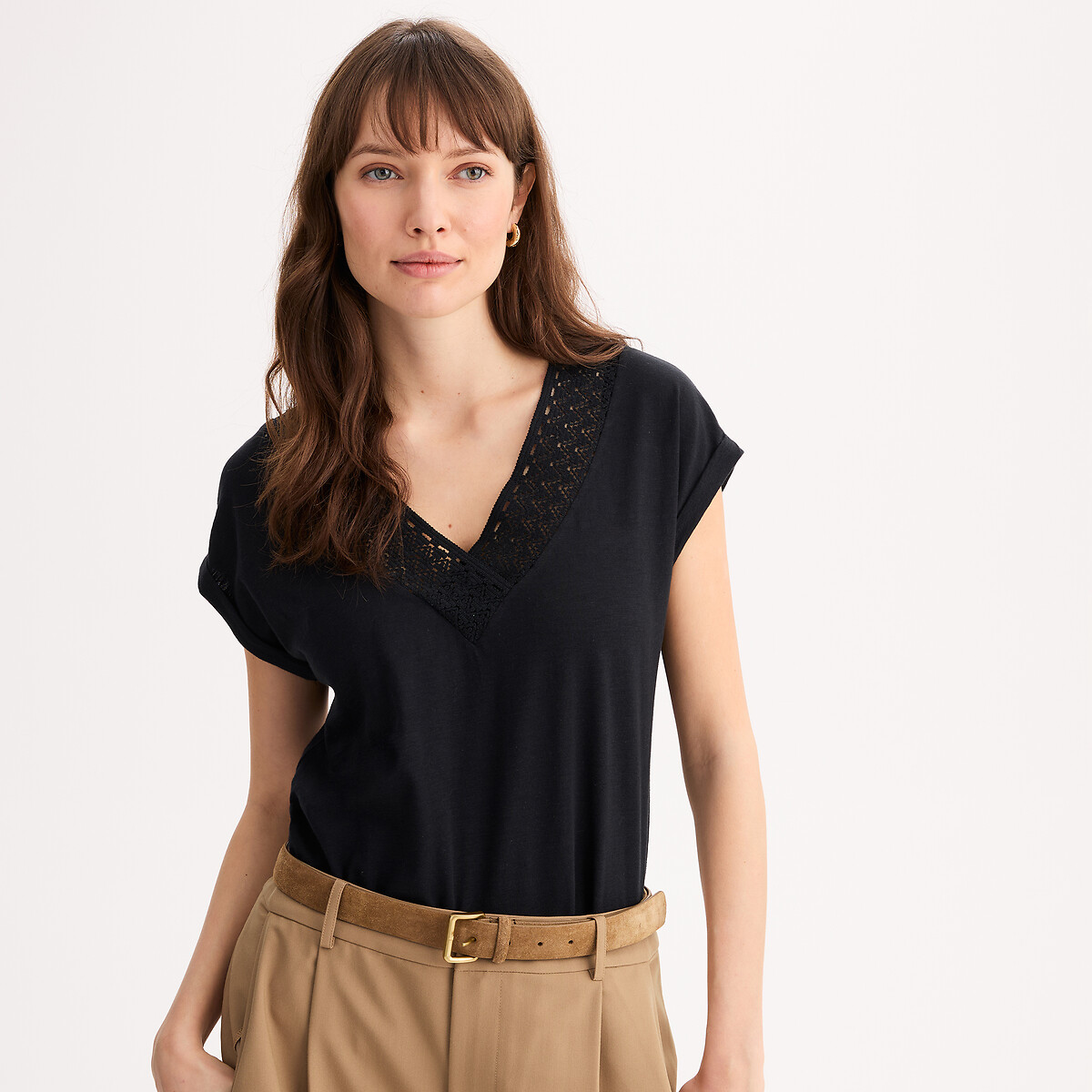 T-shirt col V, manches courtes, détail macramé, en pur coton noir, ANNE WEYBURN