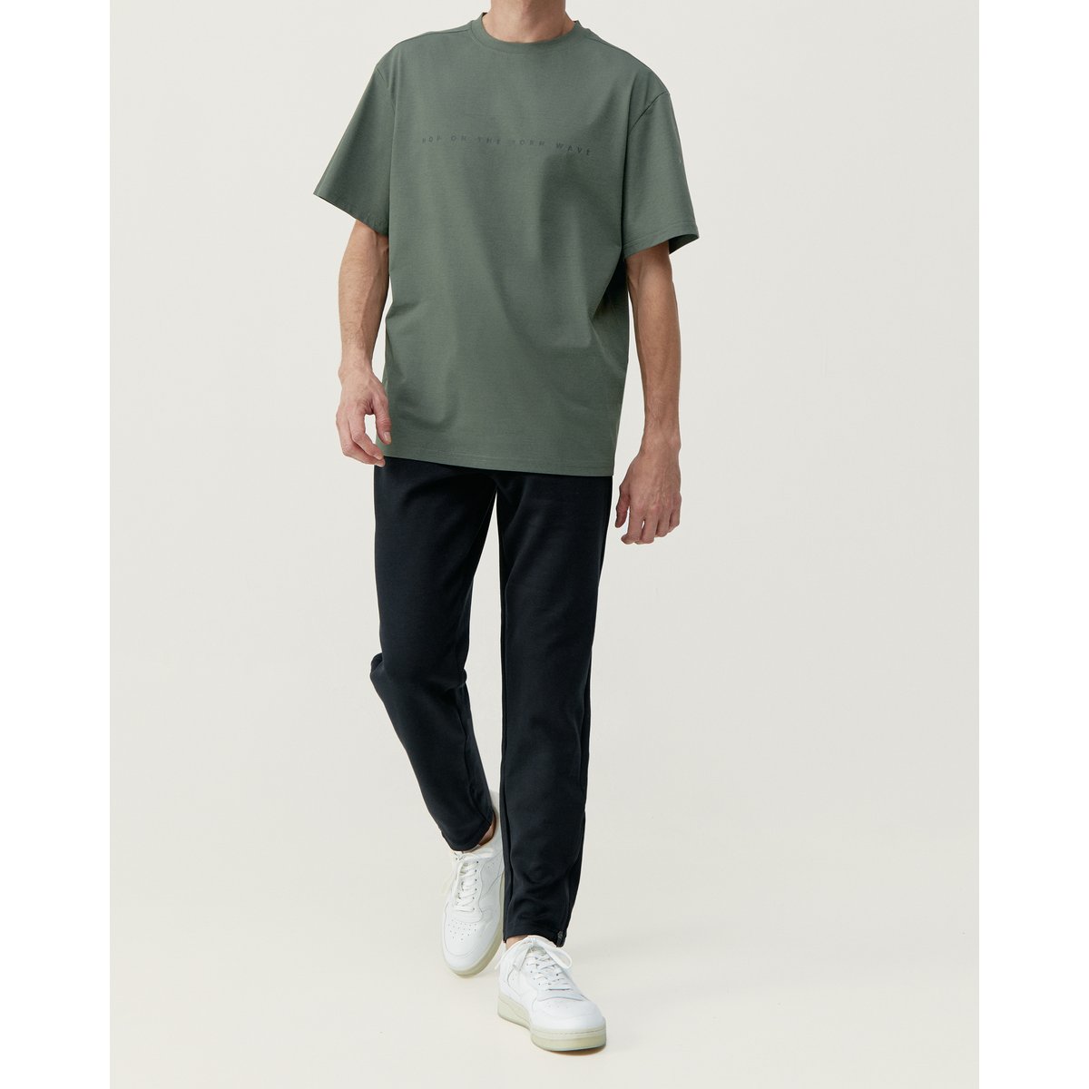 T-shirt de sport homme Venetta Manches courtes coupe oversize vert chasseur chaud, BORN