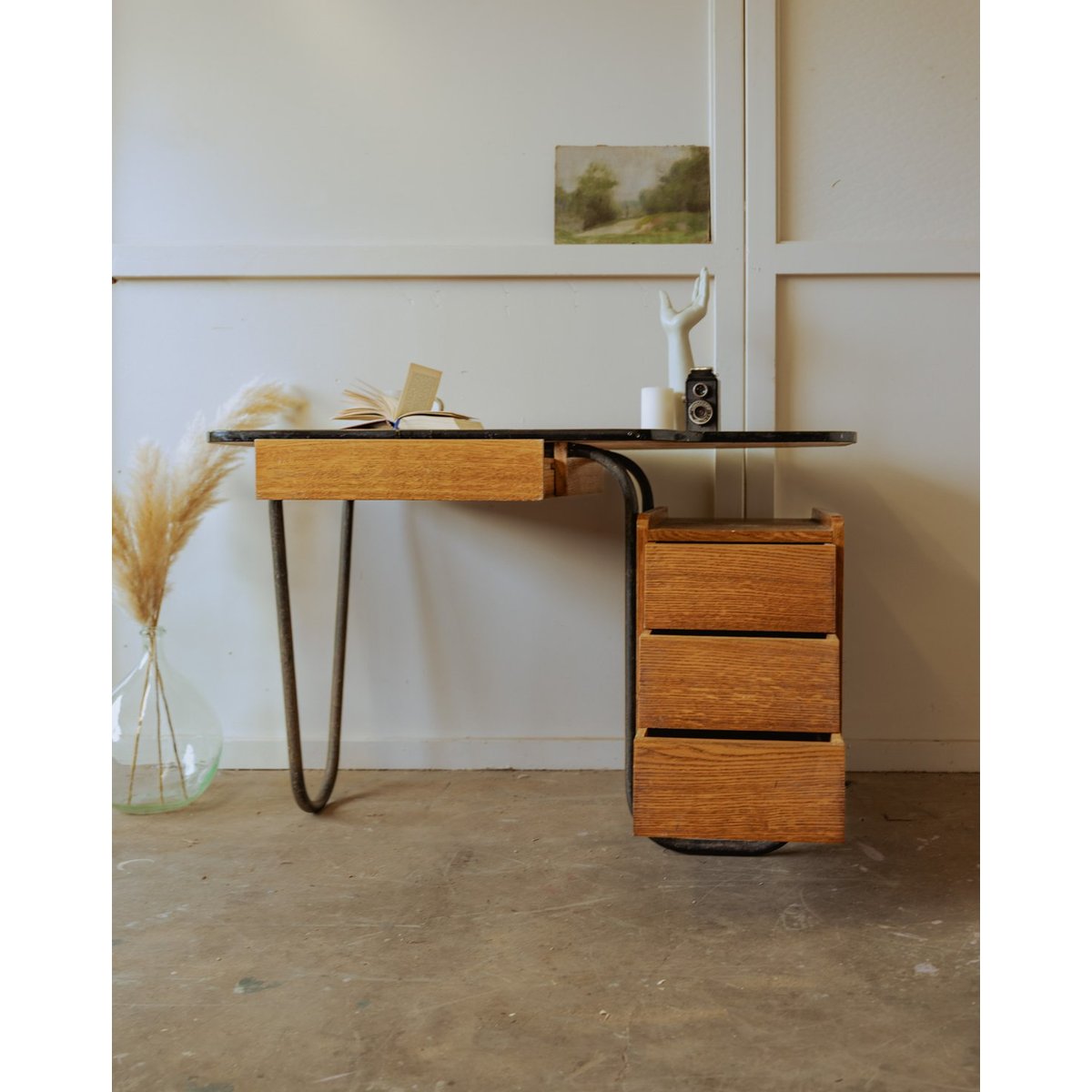 Bureau années 50 en bois Edouard N°628 - Bon état bois clair, DEBONGOUT