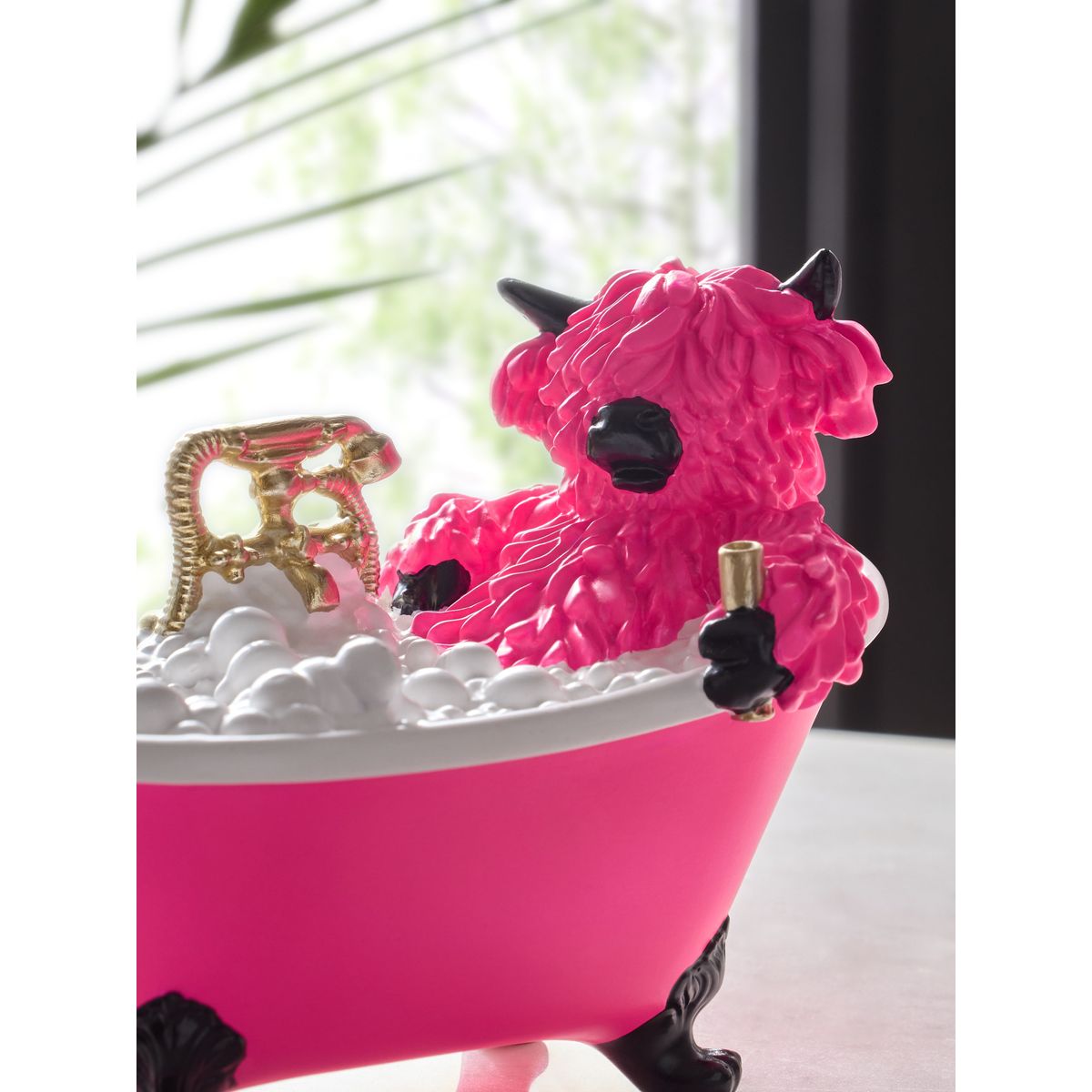 Décoration salle de bain vache hamish rose, NEXT