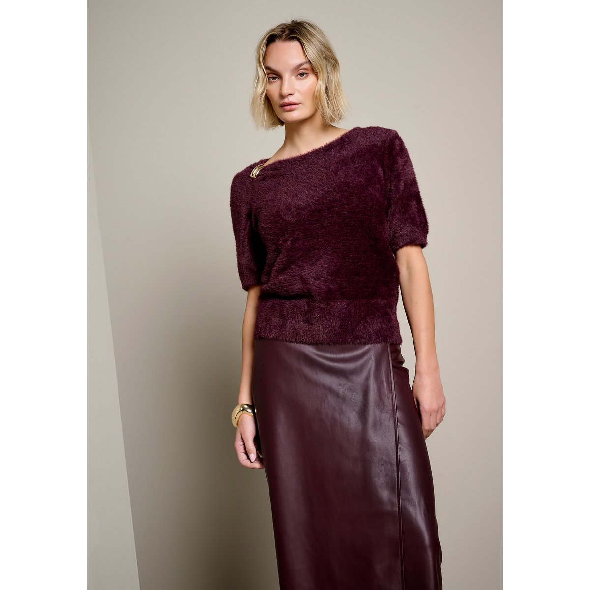Pull doux à manches courtes aubergine, LOLALIZA
