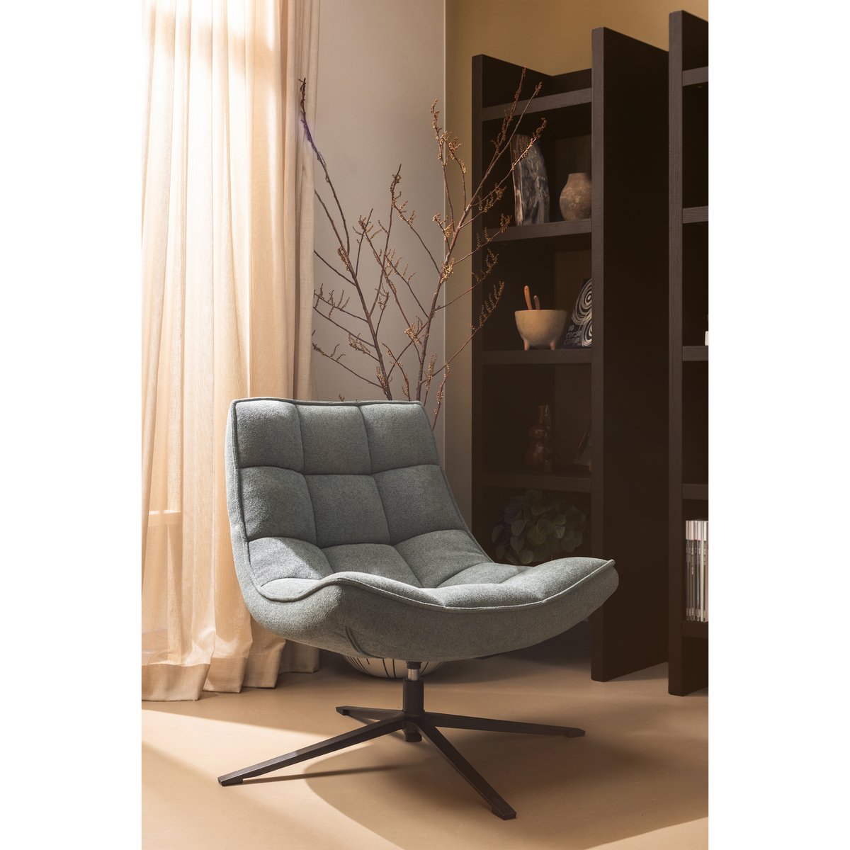 Fauteuil pivotante en chenille MAUDI bleu, WOOOD