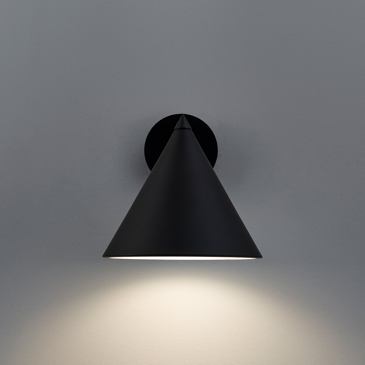 Moke Cone Metal Wall Light black, AM.PM