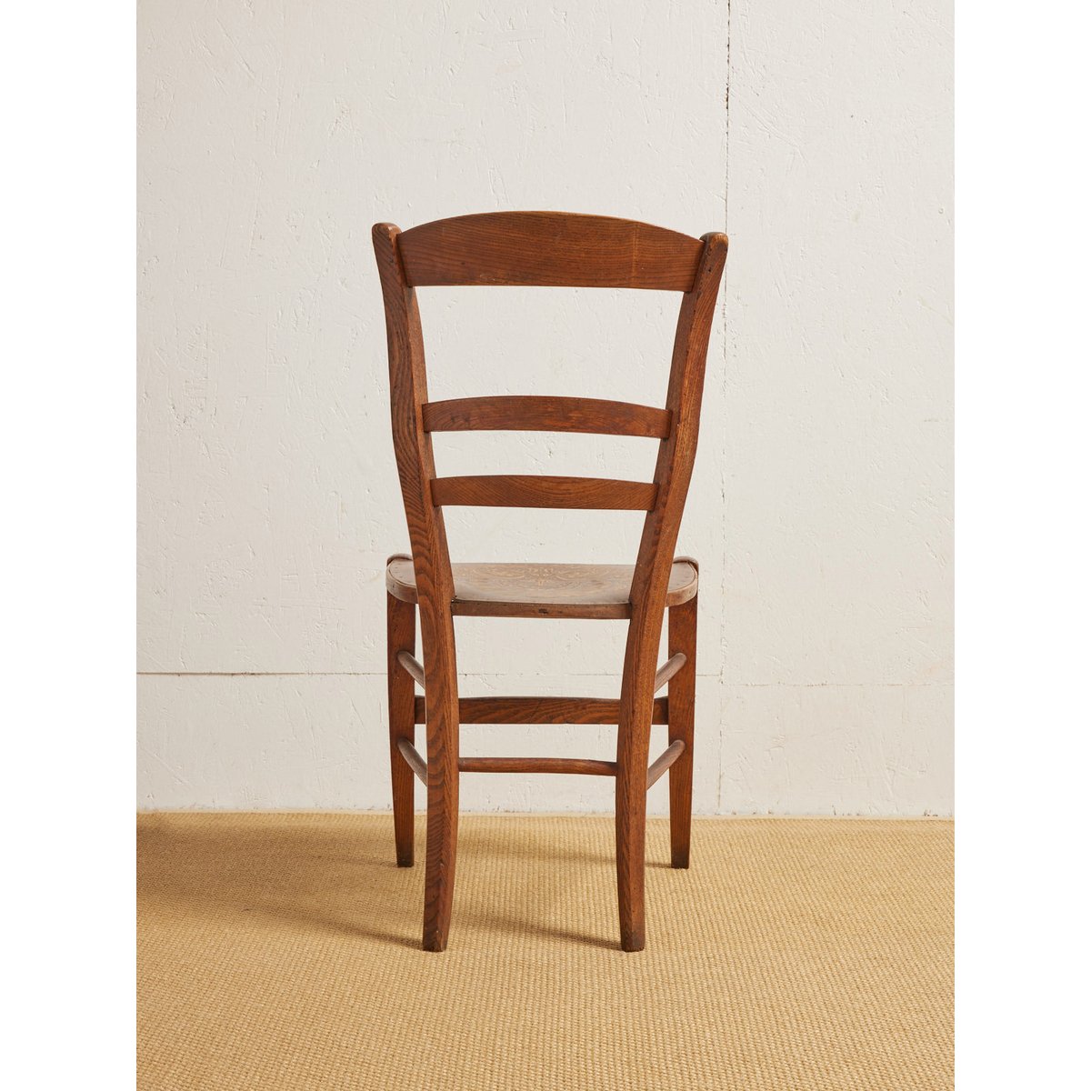 Lot de 4 chaises en bois Claude N°816 - Bon état bois, DEBONGOUT