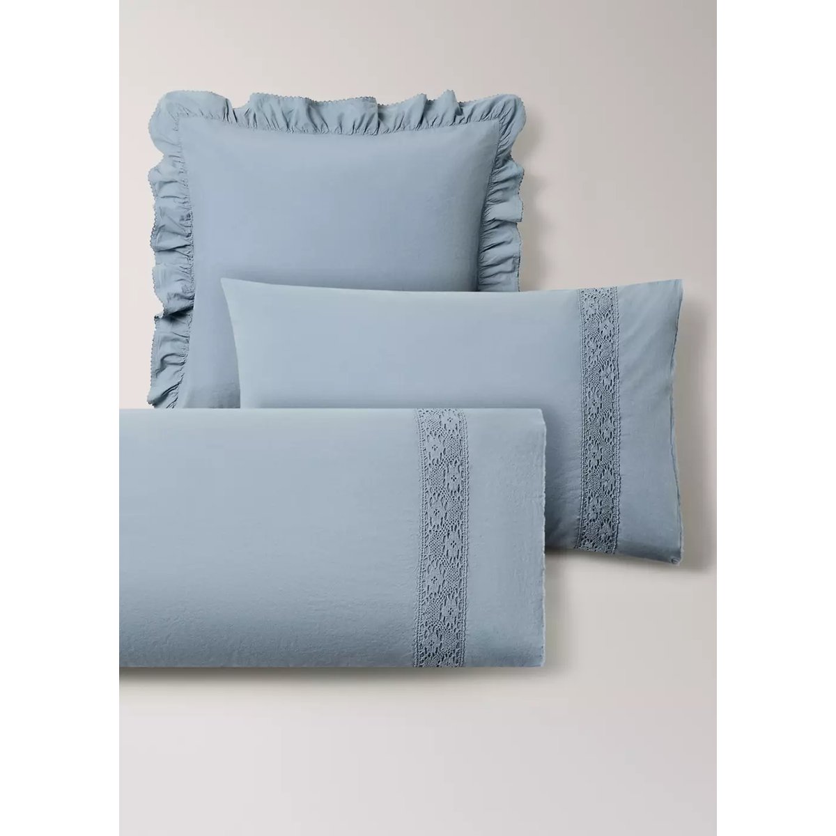 Taie d’oreiller en coton lavé détail dentelle 45x110 cm bleu, MANGO HOME