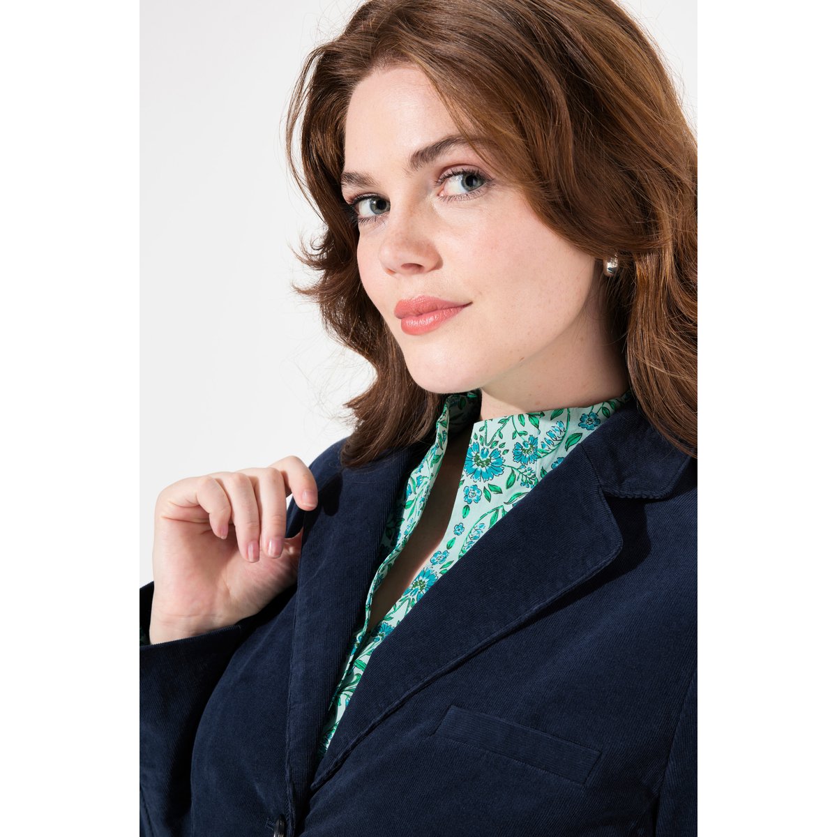 Blazer en velours côtelé avec col à revers marine, ULLA POPKEN
