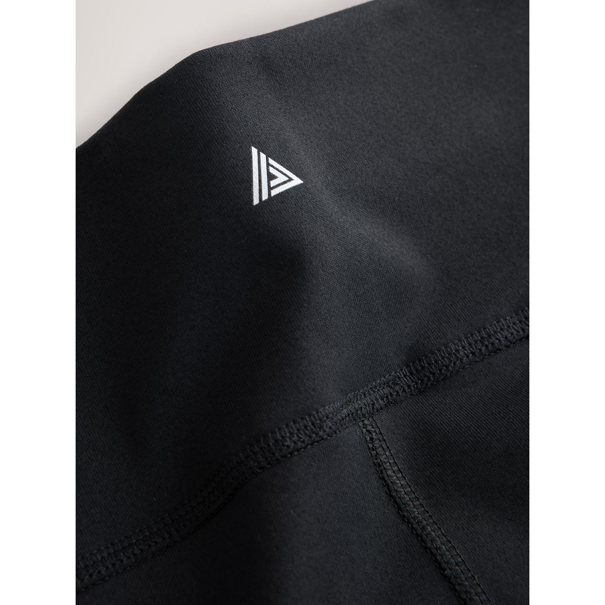 Legging fuseau sculptant dry tech noir, NEXT