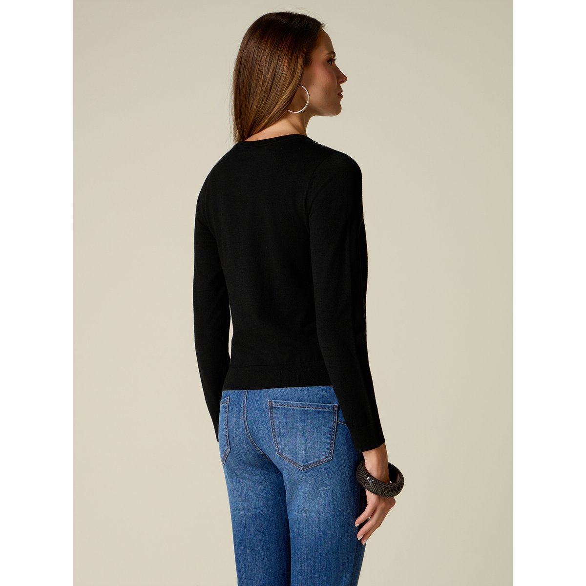 Pull avec broderie bijou noir, OLTRE