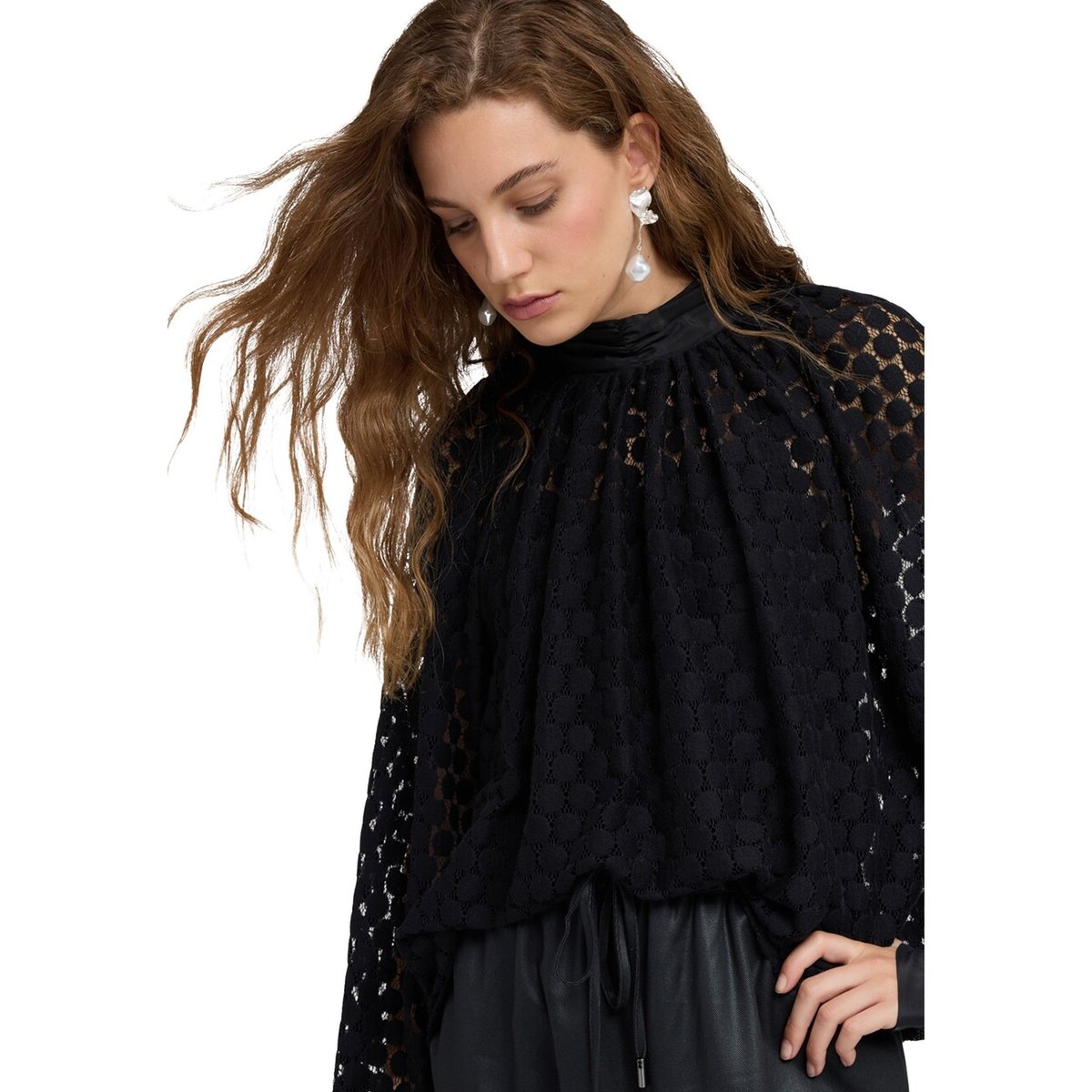 Blouse à col montant noir, MOTIVI