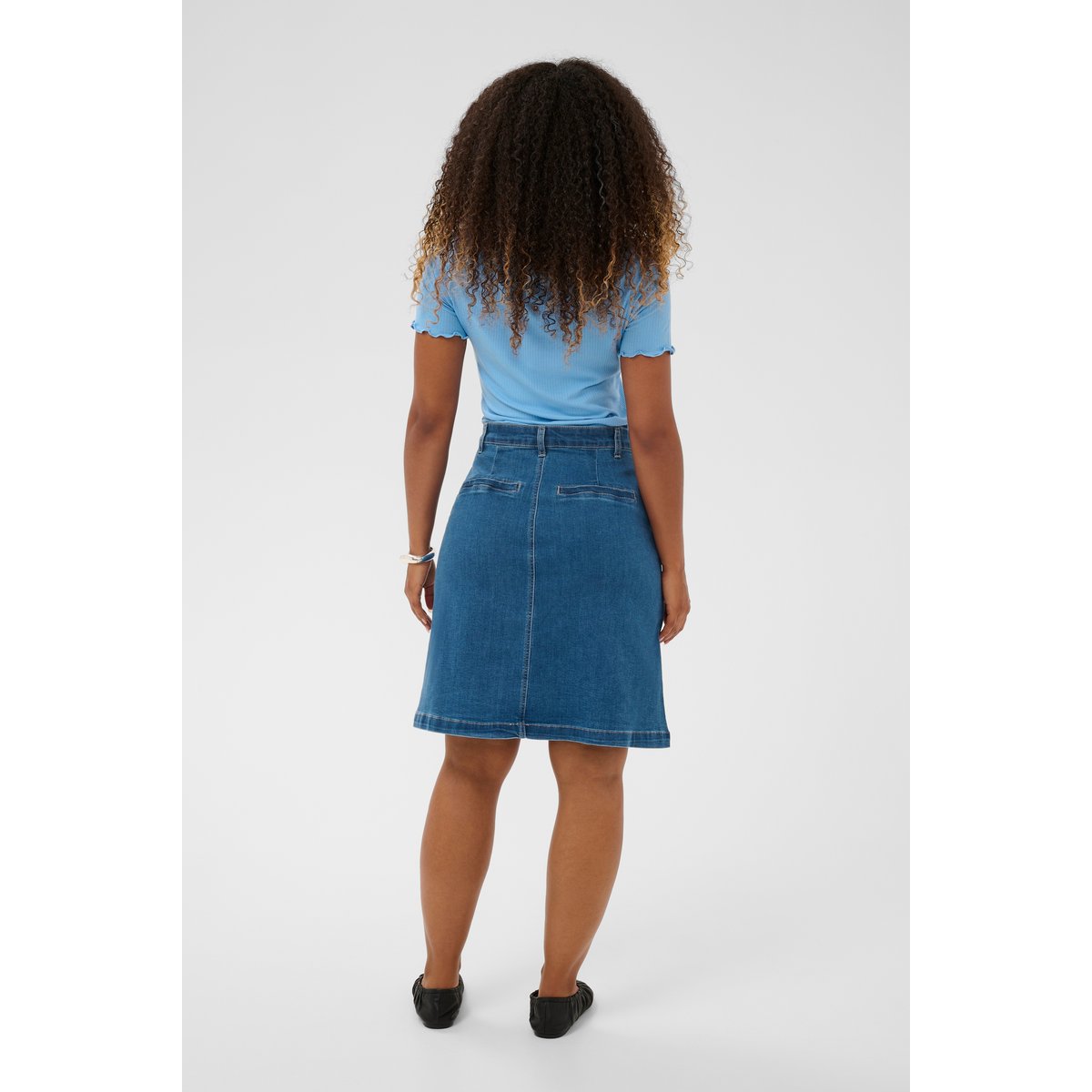 Jupe en jean bleu indigo blue denim, CREAM