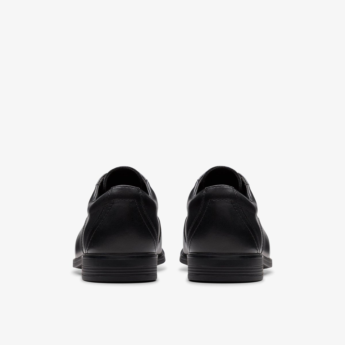 Derbies Cuir Coupe Large JONWIN STEP Y noir, CLARKS