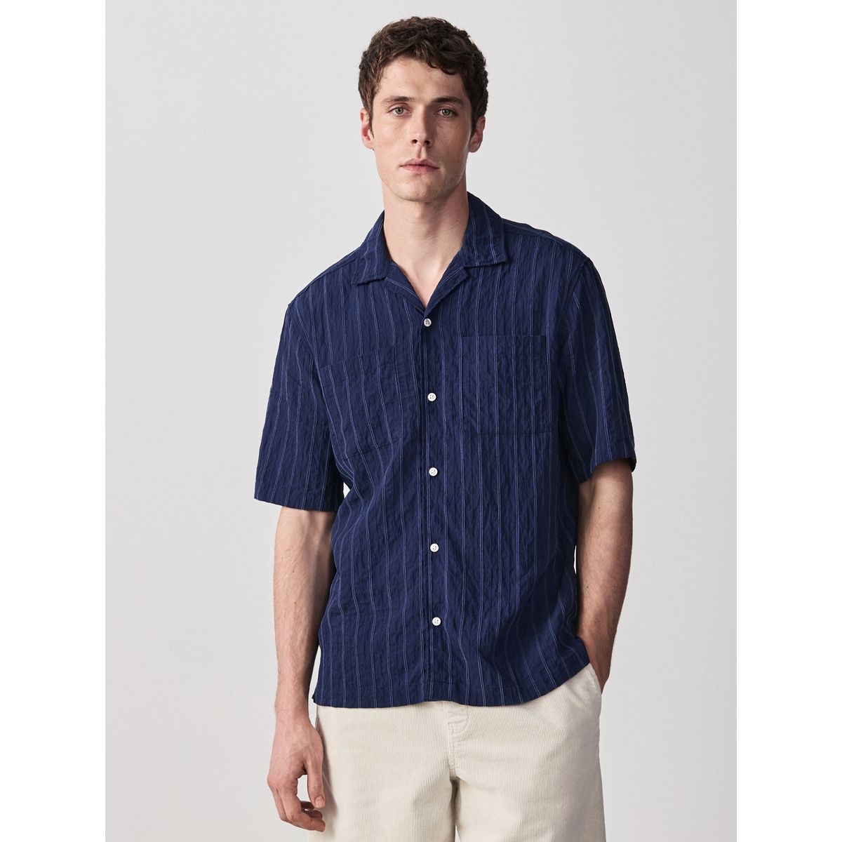 Chemise à manches courtes rayée texturée bleu marine, NEXT