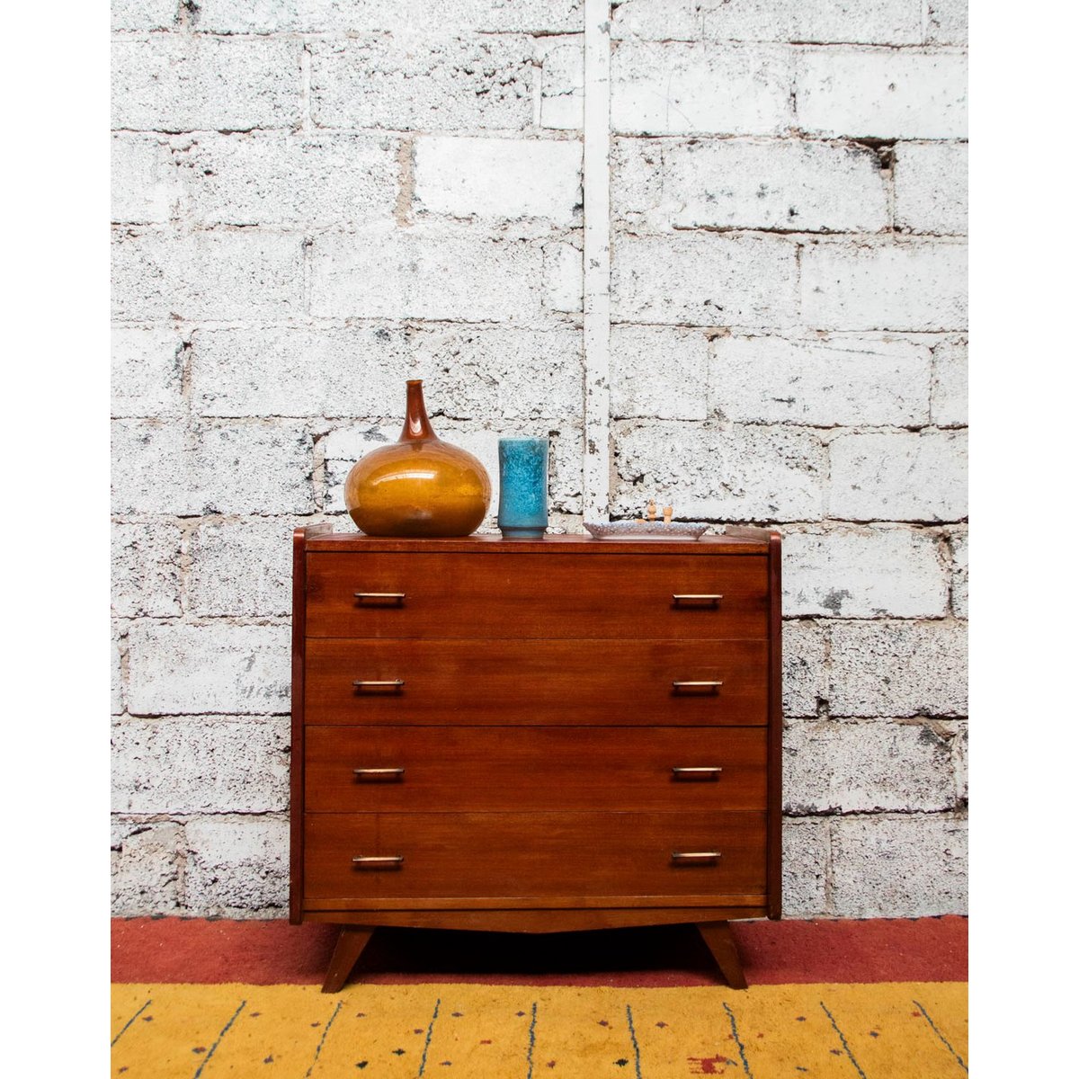 Commode scandinave en bois foncé Olga N°413 - Bon état bois foncé, DEBONGOUT